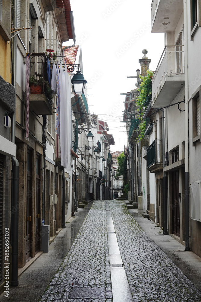 Fototapeta premium Old streets in Viana do Castelo, the torn in Northern Portugal 
