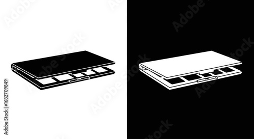 An outline style of an eyeshadow palette, a modern and clean icon for a makeup tutorial, a beauty blog, or a cosmetics line.