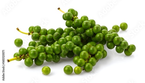 Fototapeta Naklejka Na Ścianę i Meble -  Fresh green peppercorns clustered on stems