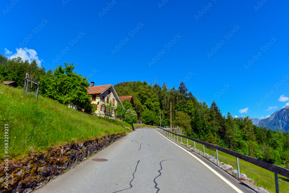 Naklejka premium Die Weisstannenstrasse von Mels in Richtung Weisstannen in Kanton St. Gallen