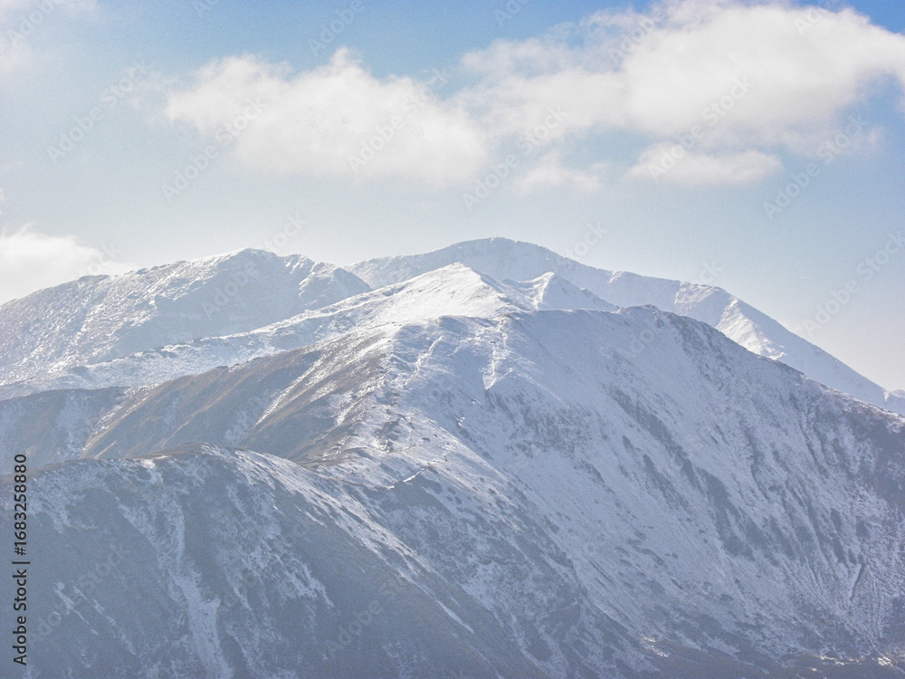 Fototapeta premium mountains in winter on a clear day