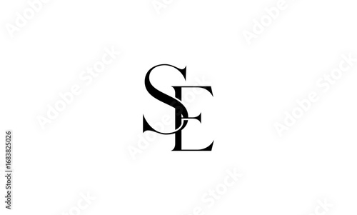 SE initial letters, monogram logo
