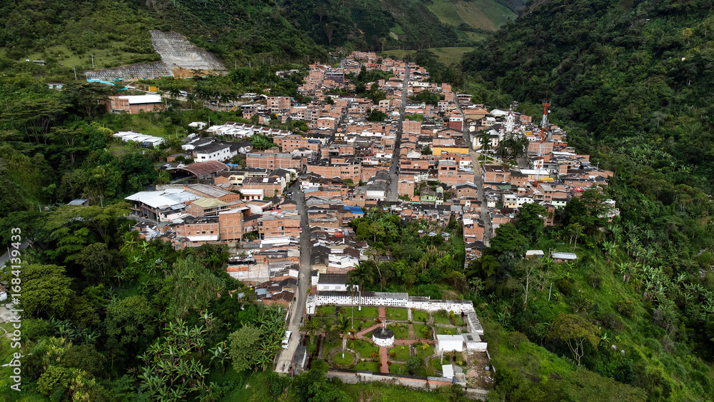 Obraz premium San Andres de Cuerquia, Antioquia - Colombia. August 31, 2025. A municipality surrounded by mountains, with 7,235 inhabitants.