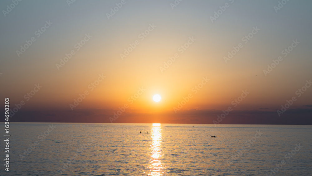 Fototapeta premium sunset over the sea