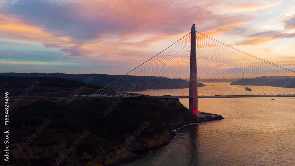 Obraz premium Aerial view of Yavuz Sultan Selim Bridge
