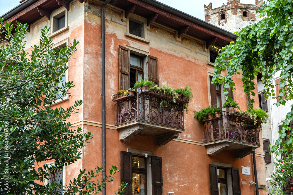 Obraz premium Malcesine Włochy architektura