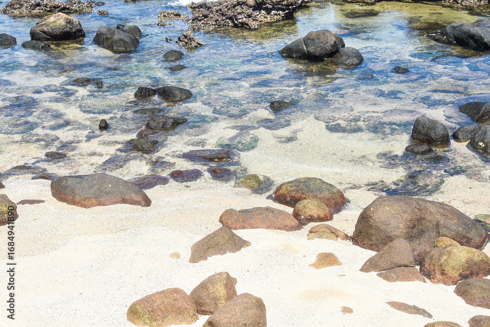 Obraz premium Beach sea ocean - Experience the serene beauty of a sunlit beach