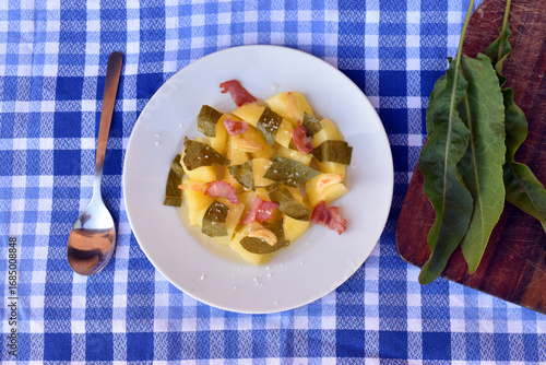 Stew made with sorrel (Rume...