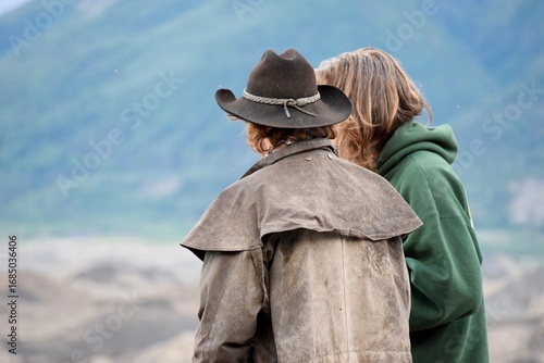 Conversation amidst the mountain backdrop