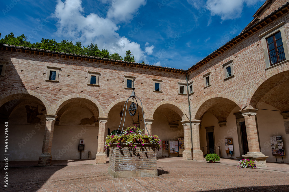 Obraz premium Gubbio, Umbria. The Basilica of S. Ubaldo