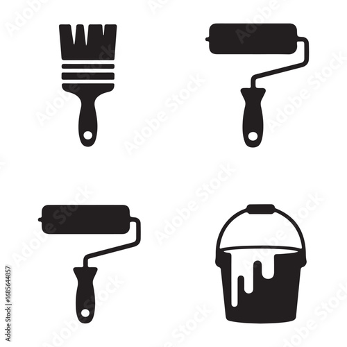 Paint brush roller and bucket set