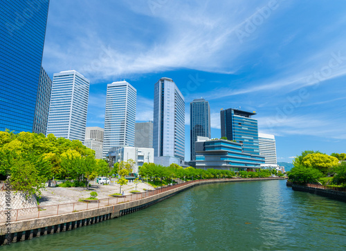 大阪ビジネスパーク 新鴫野橋から見るOBPの高層ビル群