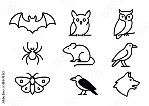 Nocturnal Creatures Icons. Outline icon set of bats and nocturnal creatures: bat wings spread, flying bat, owl
