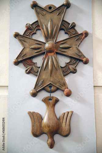 Bilde på lerret Huguenot cross  Paris. France.