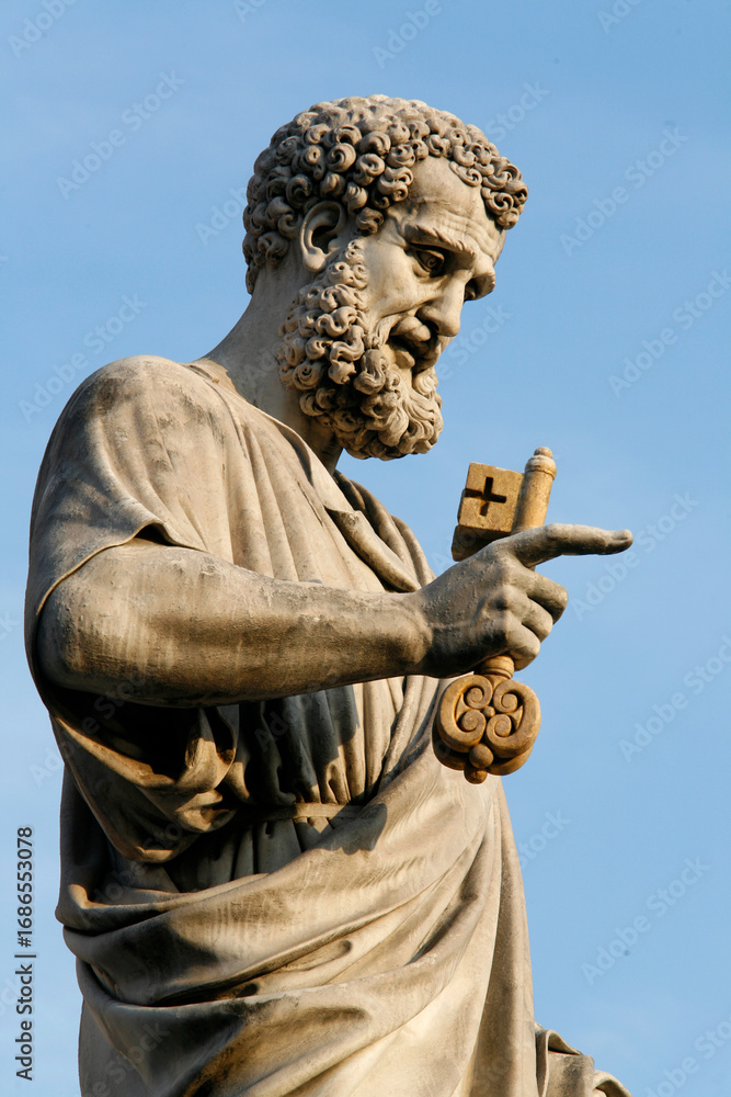 Obraz premium Statue of Saint Peter outside St Peter's basilica. Rome. Italy.