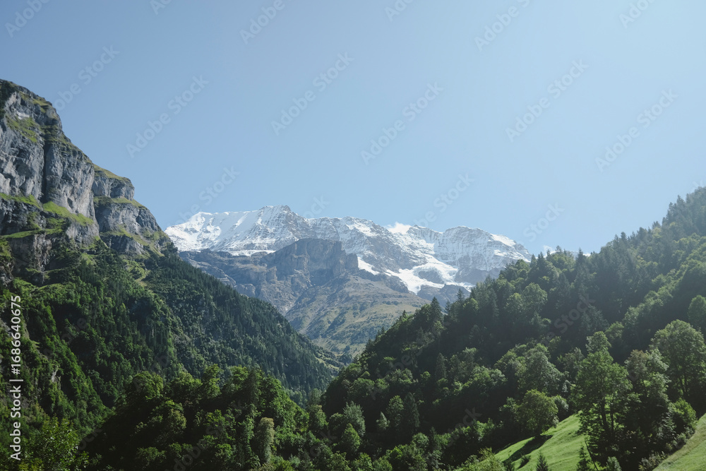 Obraz premium Scenic View of Lauterbrunnen Valley in the Swiss Alps