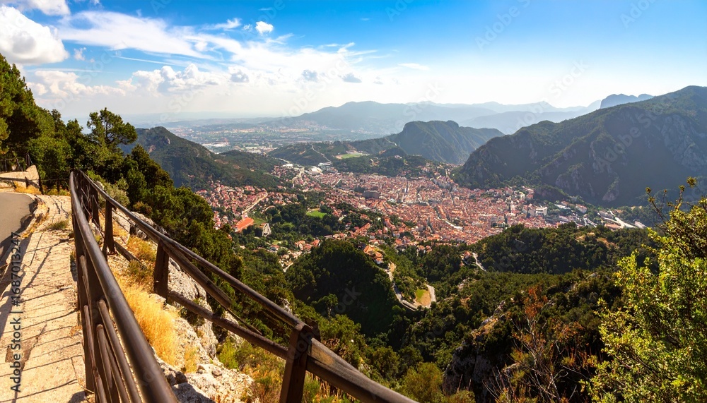 Fototapeta premium Town valley scenic viewpoint