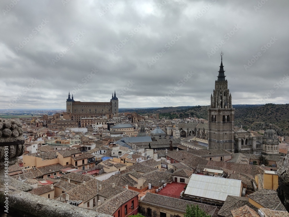 Obraz premium Monuments, attractions and museums of Toledo, Spain