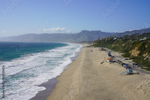 Obraz na płótnie view of the Malibu Zuma beach in the morning