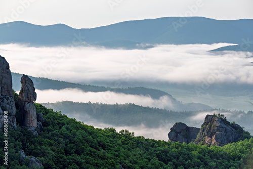 Fotografie Morning Mist over Lama Mountain, Balin Town, Yakeshi City, Inner Mongolia Autono