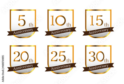 ゴールド周年記念エンブレムセット（5周年〜30周年）