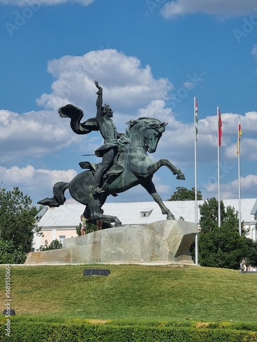 Tiraspol Urban Landmarks: Tanks, Soviet Architecture and Monuments