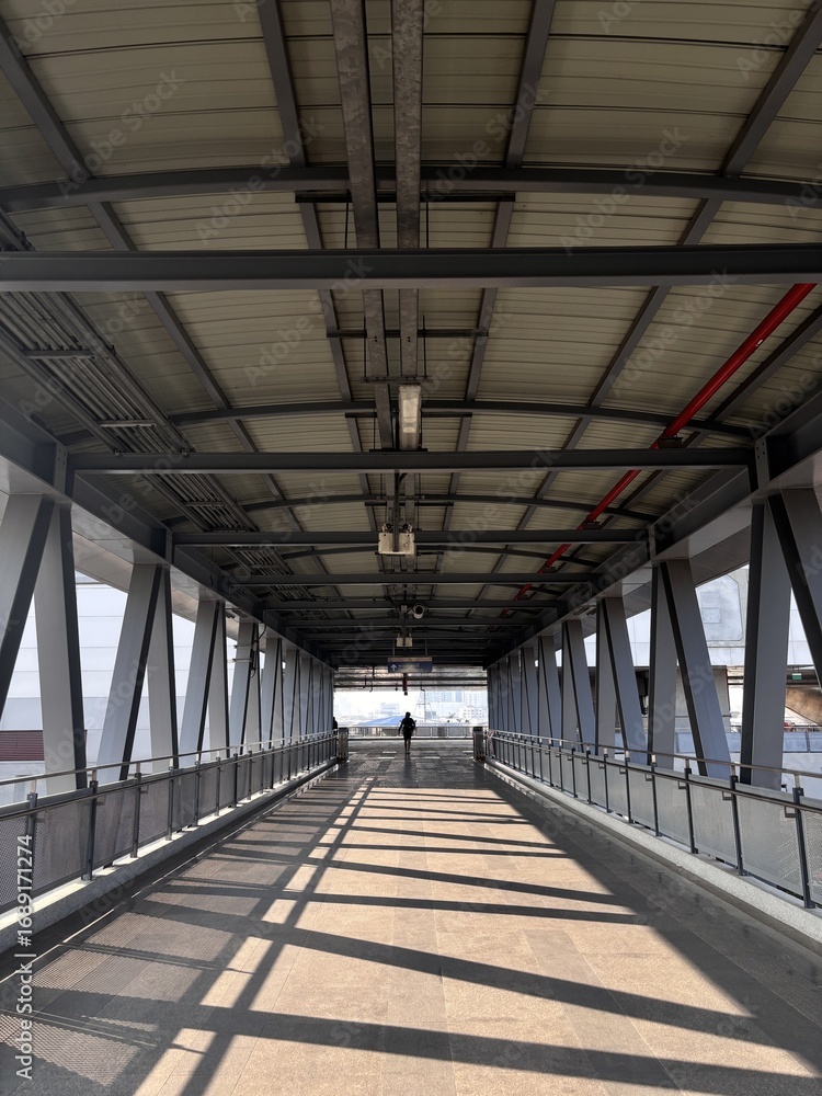 Fototapeta premium long corridor in a building