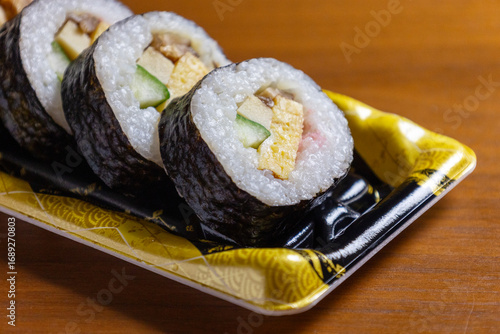 お惣菜の太巻き寿司