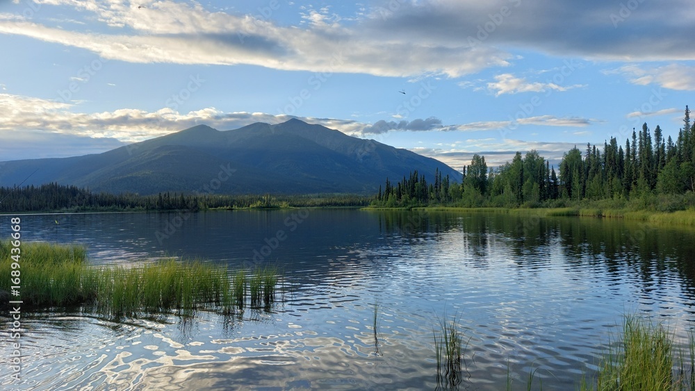 Fototapeta premium mountain lake reflection