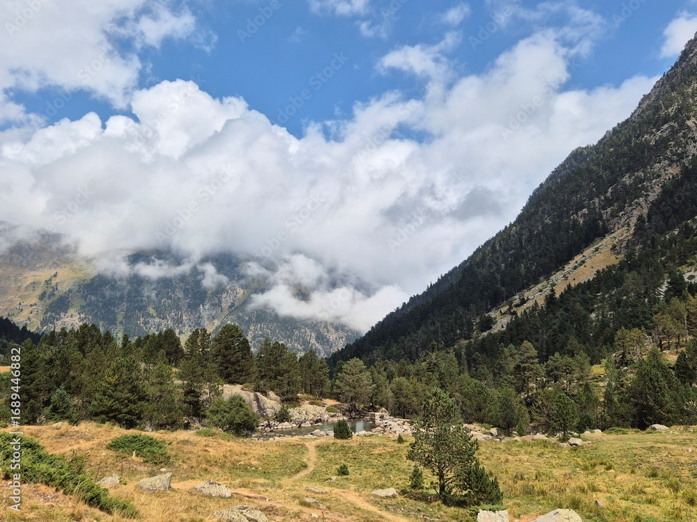 Naklejka premium 2025 - Lac de Gaube / Pont d´Espagne - Cauterets