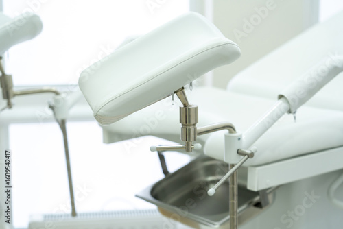 Obraz na płótnie White gynecological chair in modern medical center
