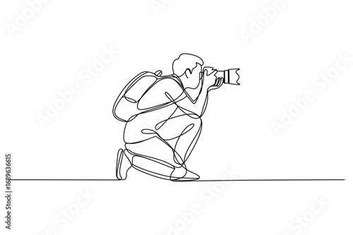 Continuous Line Drawing of Photographer Taking a Picture – Minimalist Sketch Style