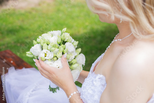 Wedding bouquet, wedding, bride, groom, wedding photo, bouquet in hand, wedding bouquet in hand, white rose bouquet, wedding ceremony