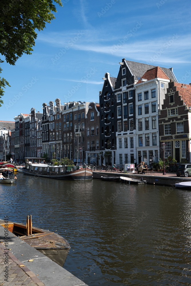 Naklejka premium canal in amsterdam