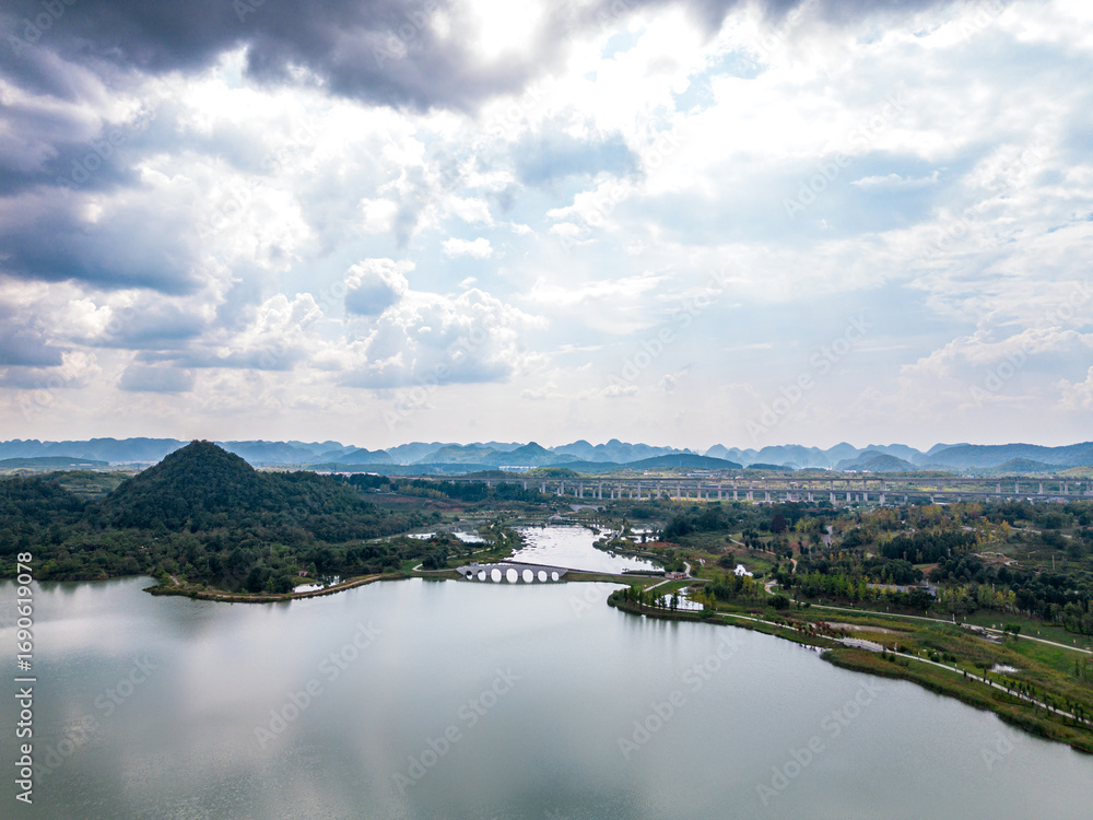 Fototapeta premium lake in the mountains