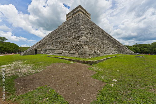 Temple of Kukulcan at Chichen Itza