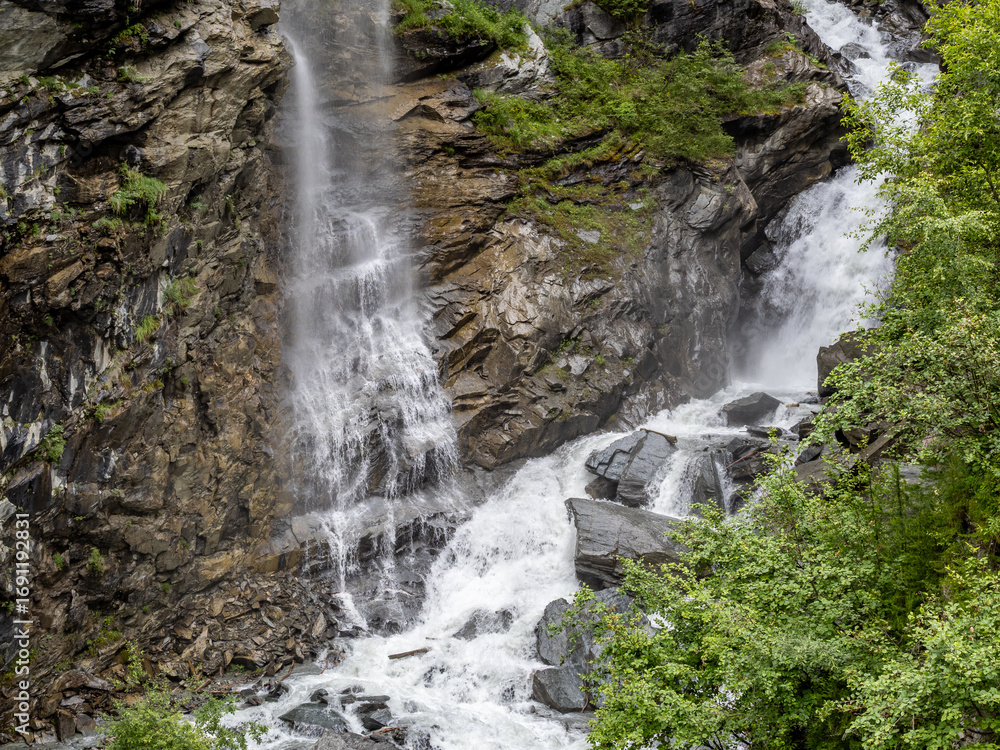 Naklejka premium Waterfalls in Tasch, Switzerland