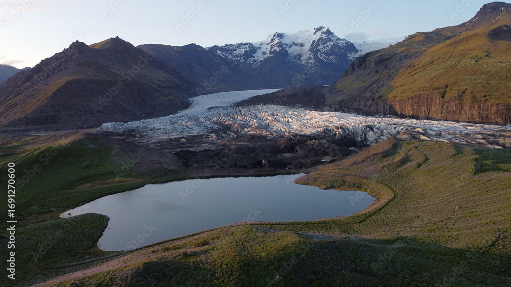 Fototapeta premium glacier lake iceland mountain
