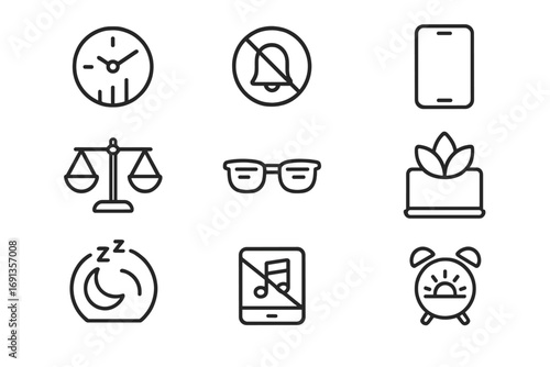 Digital Wellbeing Icons. Outline icon set of digital wellbeing tools: screen time clock, do not disturb icon, smartphone detox,