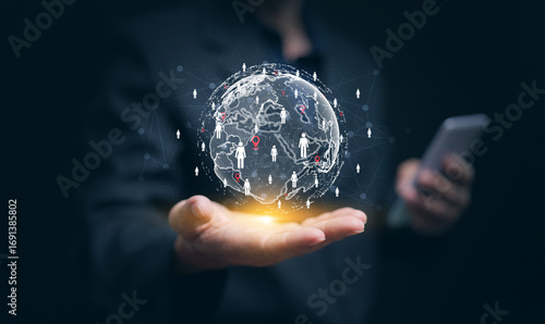 Global online market concept with digital globe, business network, and mobile technology, symbolizing international trade, e-commerce growth, and worldwide digital connection.