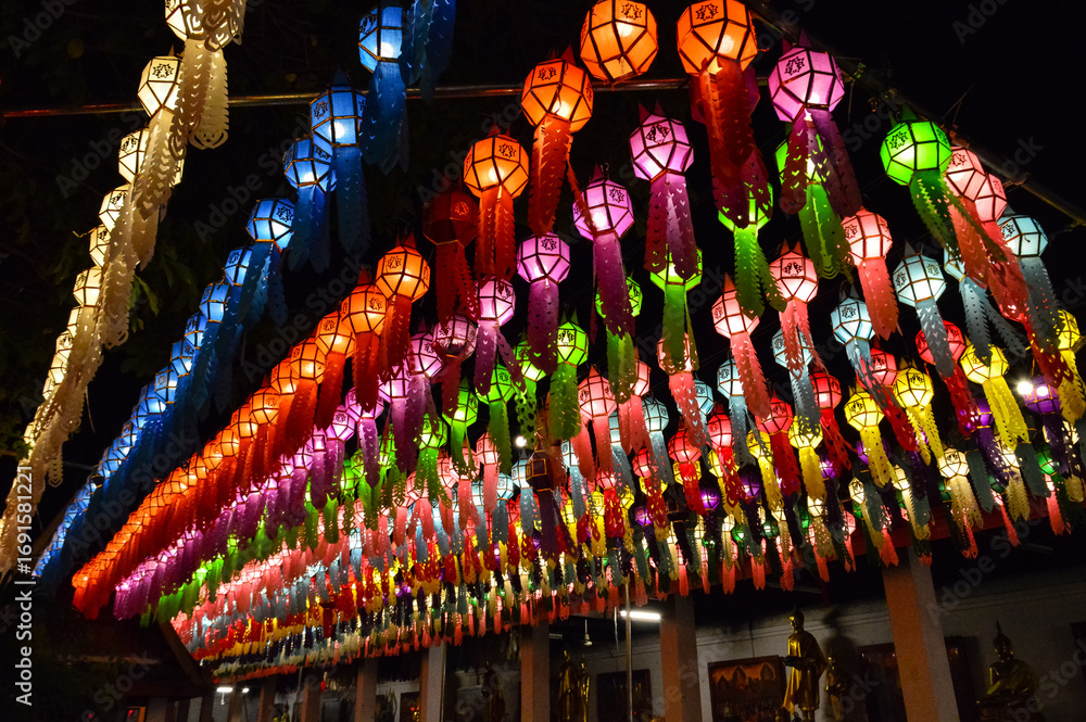 Obraz premium colorful​ Lantern​ Festival​, South East Asia at wat phra that hariphunchai in Lamphun, north, Thailand