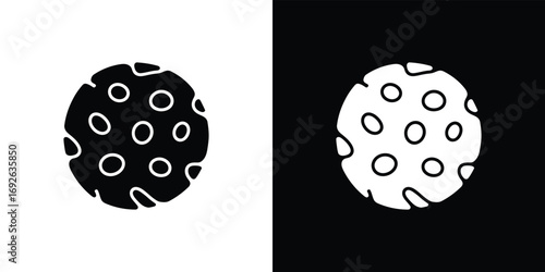 Simple Cookie Icon, Round Biscuit with Chocolate Chips, Food Snack Symbol