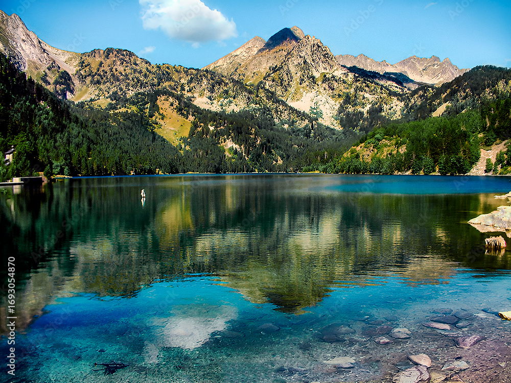 Naklejka premium Estany de Sant Maurici