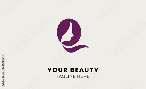 Minimalist logo woman beauty with letter Q. Feminine, modern and body treatment logo concept.
