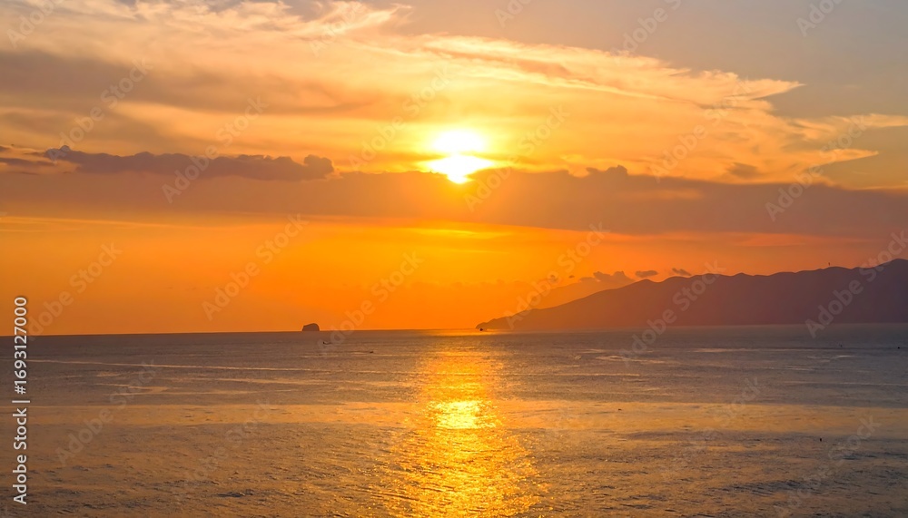 Fototapeta premium Sunset over the ocean