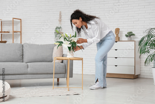 Beautiful young happy Afric...