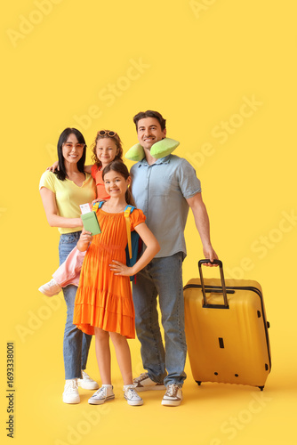 Family of tourists with pas...