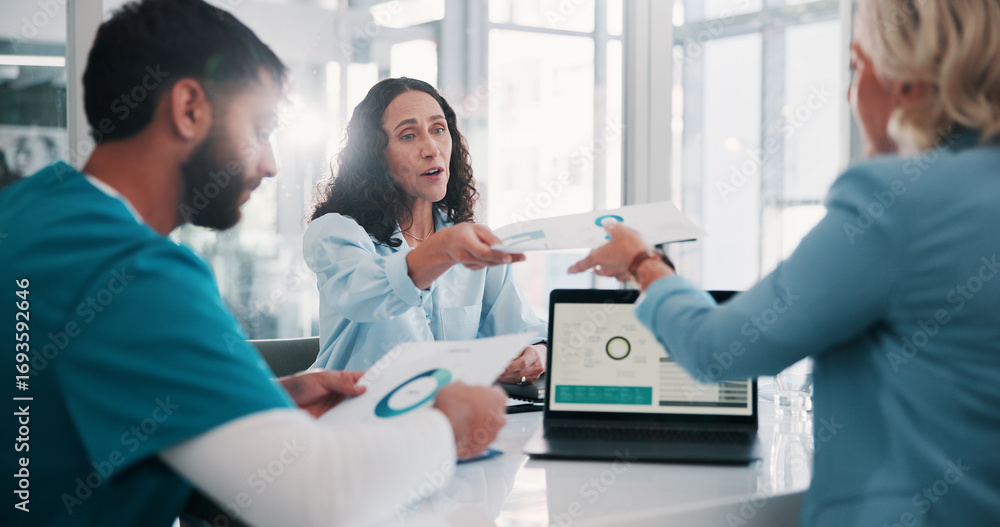 Obraz premium Hospital, meeting and people on laptop with documents for finance report, budget and funding. Healthcare, team and workers with graph, statistics and paperwork for insurance, medical grant or revenue