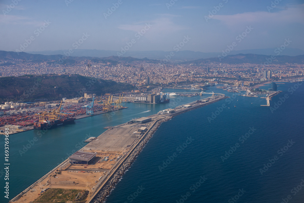Naklejka premium Views of the port of Barcelona from the airplane window