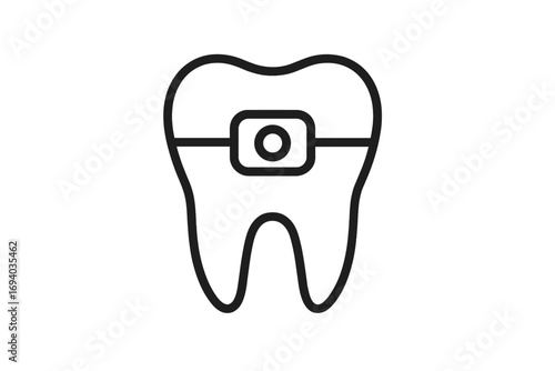 Orthodontic brace on tooth thin line icon. Dental care and dentistry concept. Stomatology pictogram for healthy teeth alignment and oral hygiene. Vector symbol illustration.